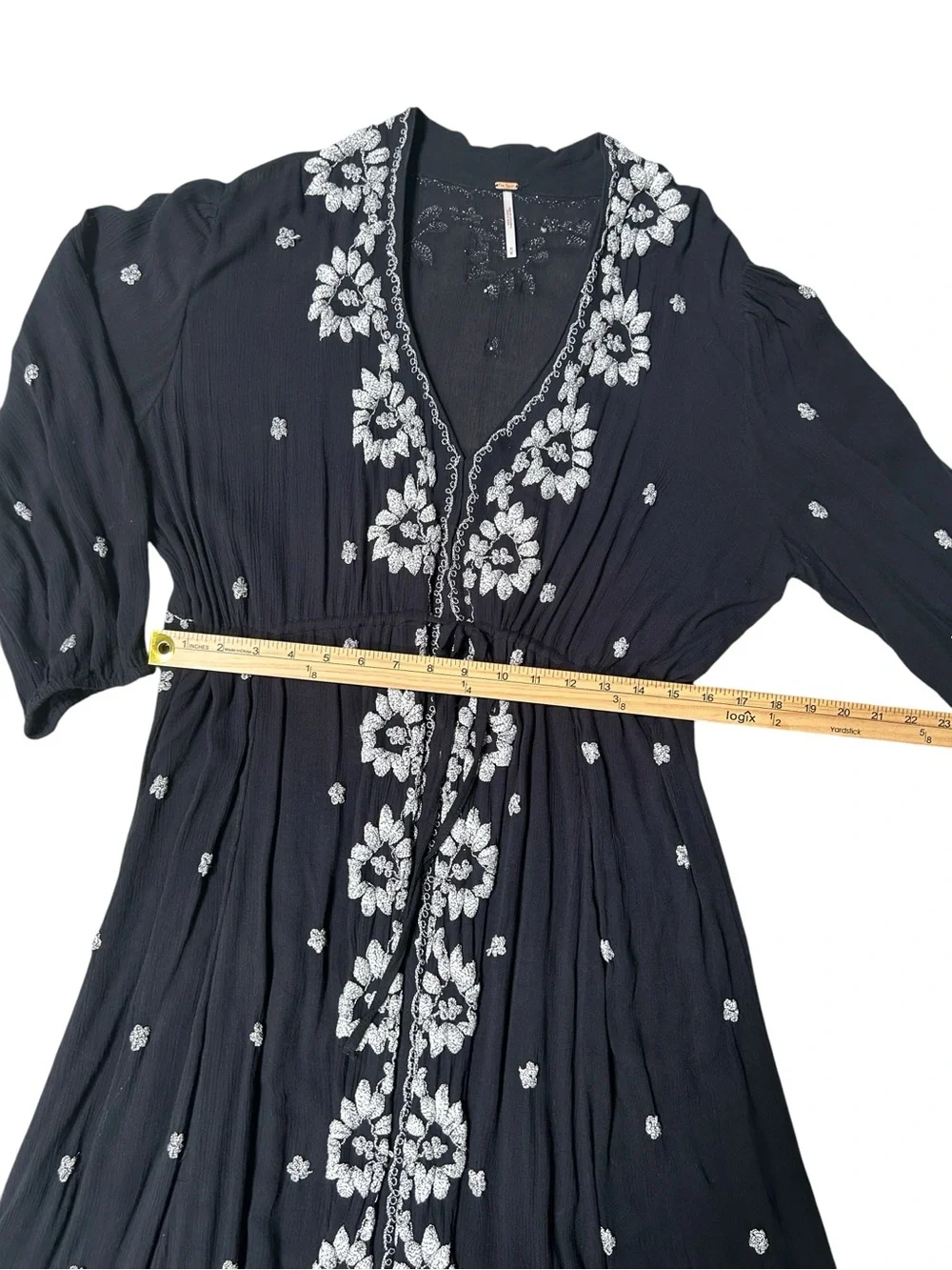 Free People Fable Embroidered Peasant Boho Midi Dress White Floral Embroidery, M